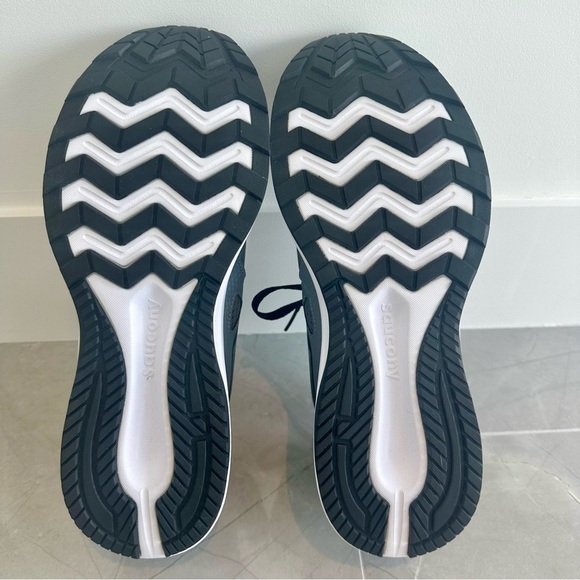 Saucony Mens Cohesion 16 Running Shoes - Picture 10 of 10